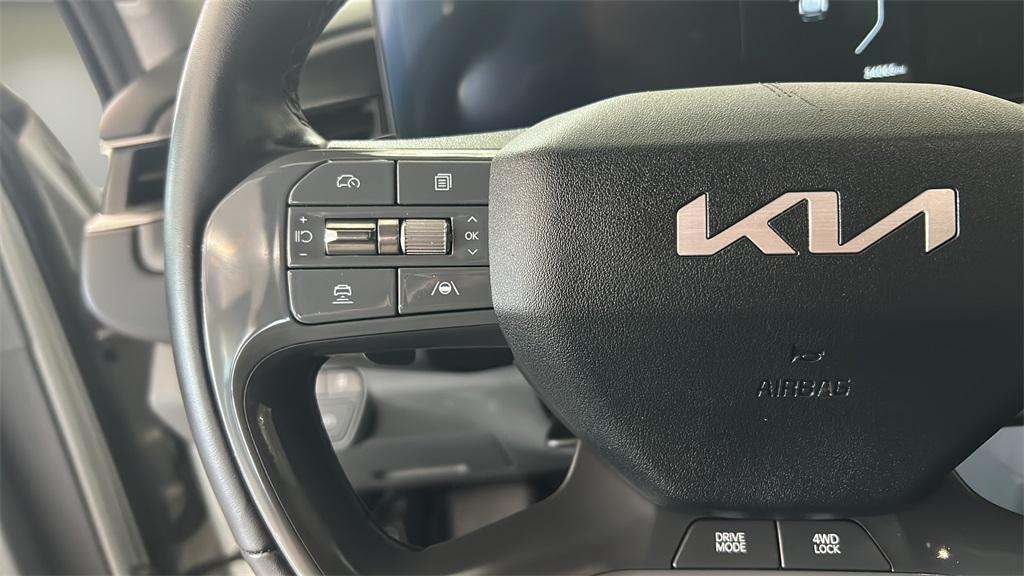 used 2024 Kia EV9 car, priced at $40,563