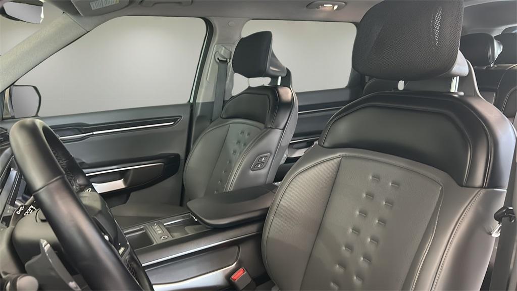 used 2024 Kia EV9 car, priced at $40,563