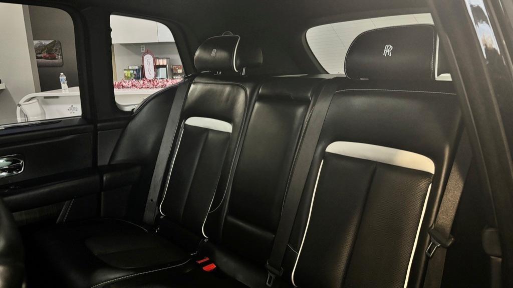 used 2019 Rolls-Royce Cullinan car, priced at $255,856