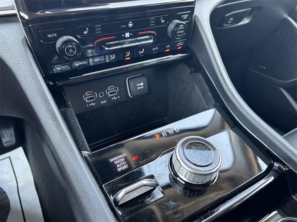 used 2021 Jeep Grand Cherokee L car, priced at $27,733
