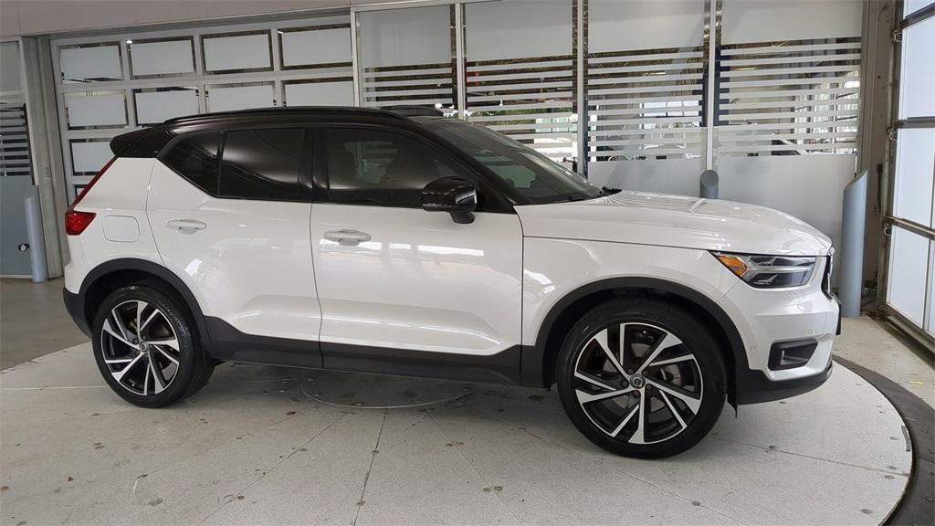 used 2021 Volvo XC40 car, priced at $30,955