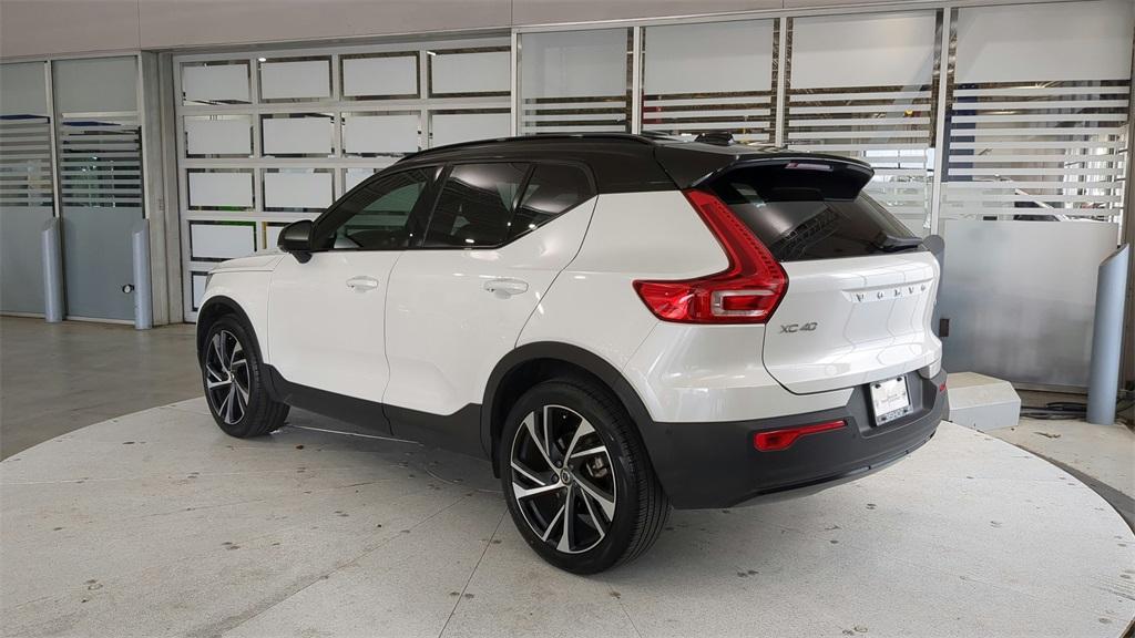 used 2021 Volvo XC40 car, priced at $30,955