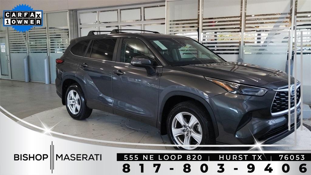 used 2023 Toyota Highlander car, priced at $32,618