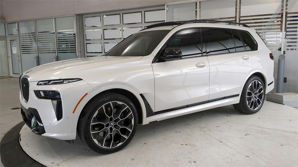 used 2023 BMW X7 car, priced at $85,900