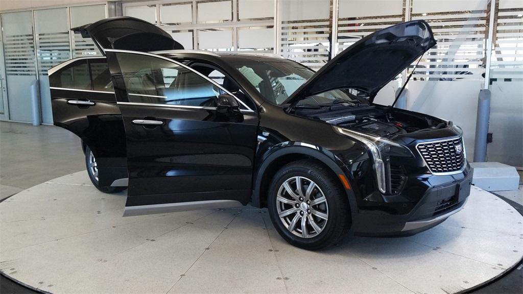 used 2020 Cadillac XT4 car, priced at $24,995