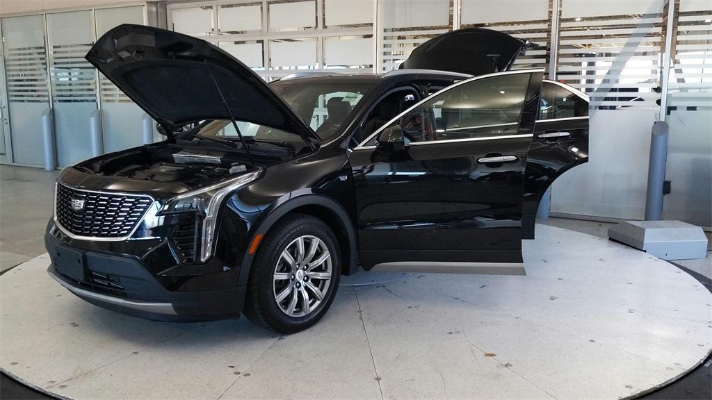 used 2020 Cadillac XT4 car, priced at $24,995