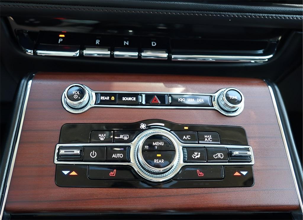 used 2023 Lincoln Aviator car, priced at $47,900