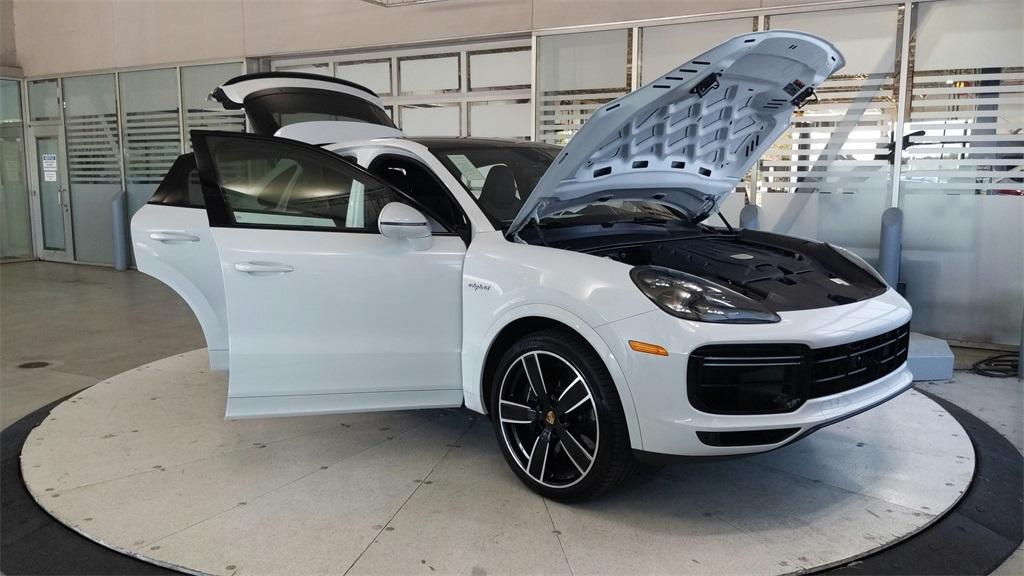 used 2022 Porsche Cayenne E-Hybrid Coupe car, priced at $131,000