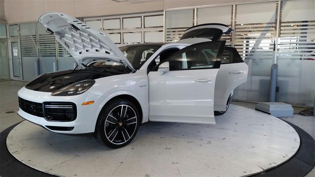 used 2022 Porsche Cayenne E-Hybrid Coupe car, priced at $131,000