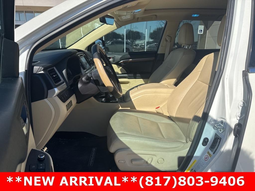 used 2018 Toyota Highlander car, priced at $25,389