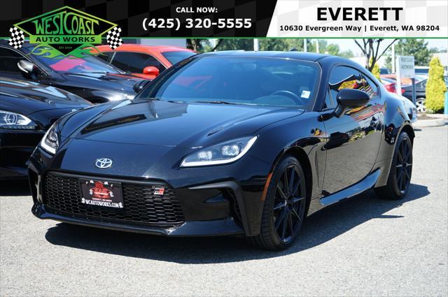 used 2025 Toyota GR86 car, priced at $33,995