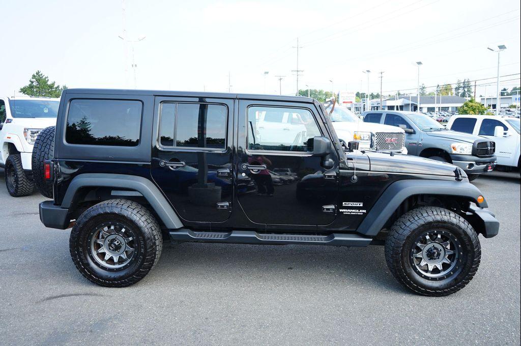 used 2016 Jeep Wrangler Unlimited car, priced at $16,995