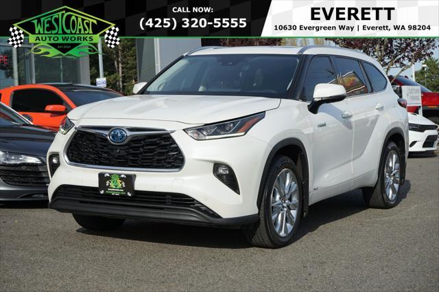 used 2020 Toyota Highlander Hybrid car, priced at $31,995