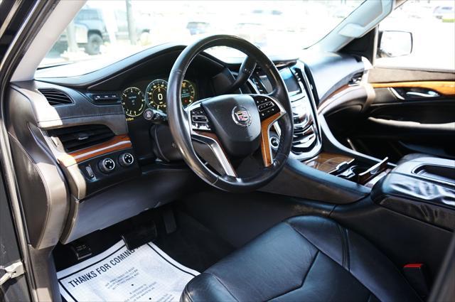 used 2015 Cadillac Escalade car, priced at $23,995