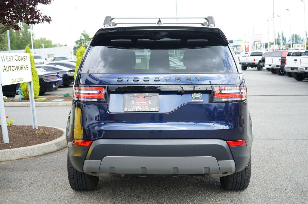 used 2018 Land Rover Discovery car, priced at $18,995