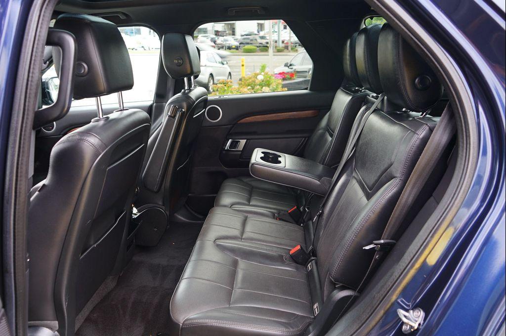 used 2018 Land Rover Discovery car, priced at $18,995