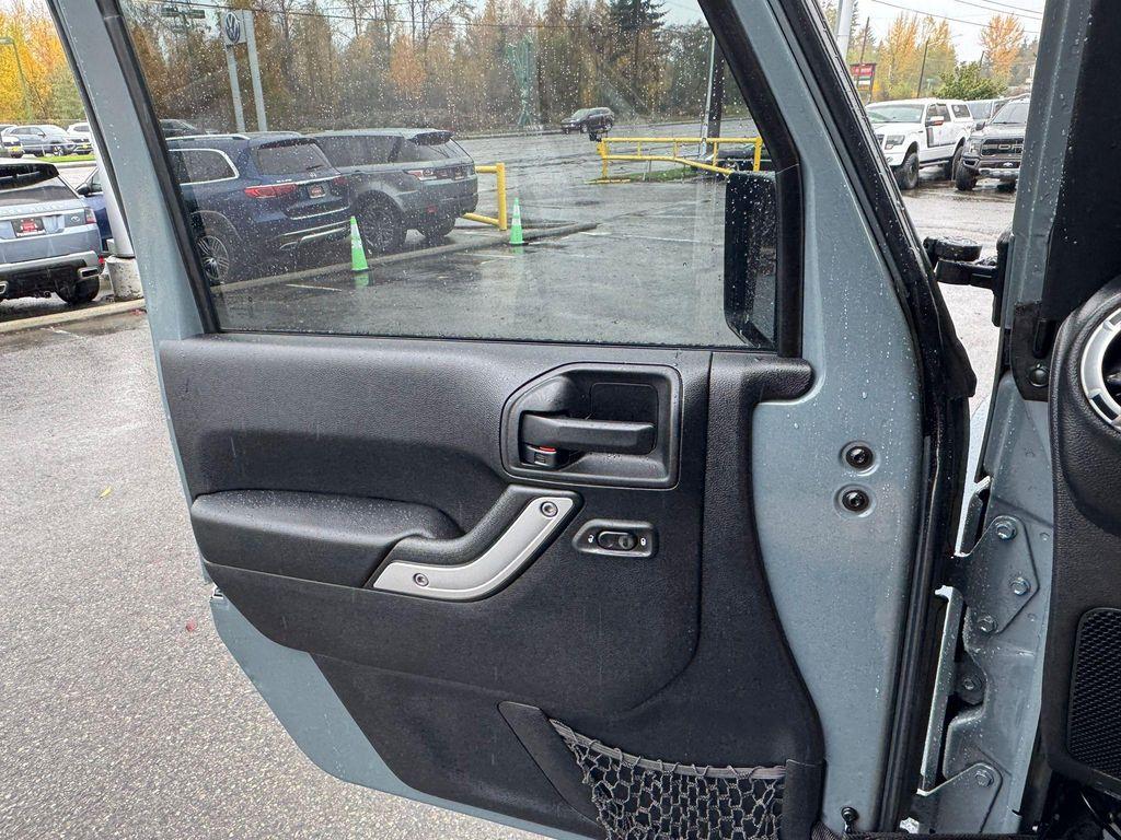 used 2014 Jeep Wrangler Unlimited car, priced at $14,995