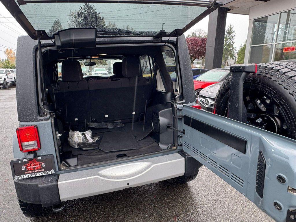 used 2014 Jeep Wrangler Unlimited car, priced at $14,995