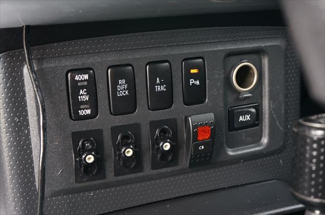 used 2007 Toyota FJ Cruiser car, priced at $15,995
