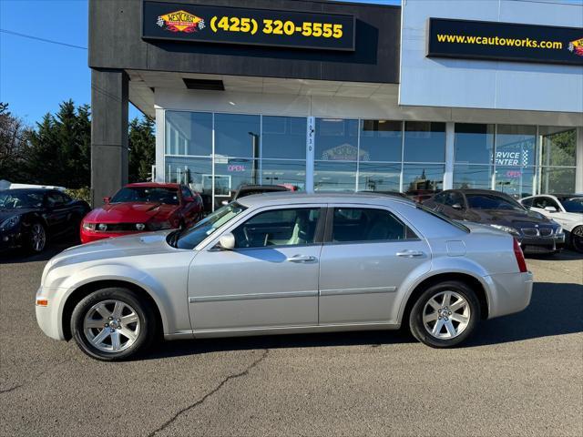 used 2006 Chrysler 300 car, priced at $12,995