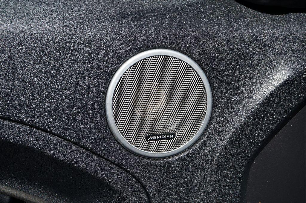 used 2015 Land Rover Range Rover Evoque car, priced at $13,499