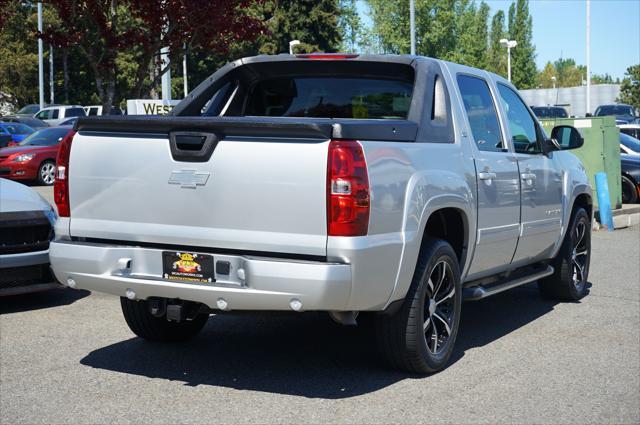 used 2010 Chevrolet Avalanche car, priced at $18,995