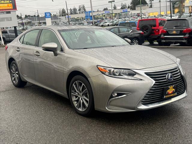 used 2017 Lexus ES 300h car, priced at $21,995