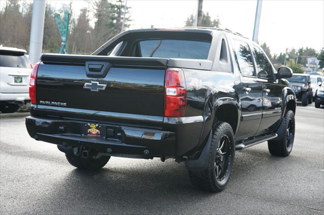 used 2007 Chevrolet Avalanche car, priced at $13,995