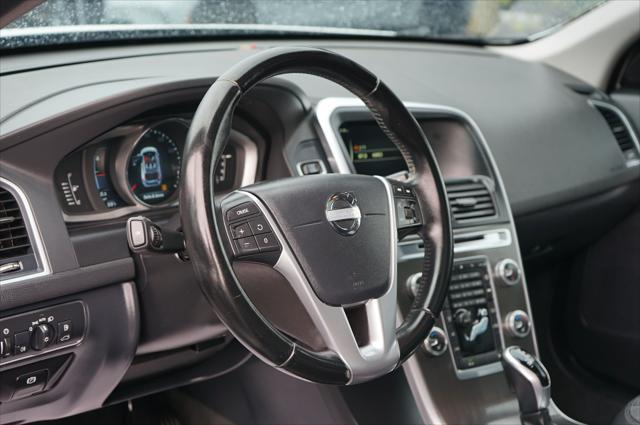used 2015 Volvo XC60 car, priced at $14,995