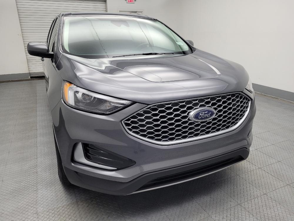 used 2024 Ford Edge car, priced at $27,495