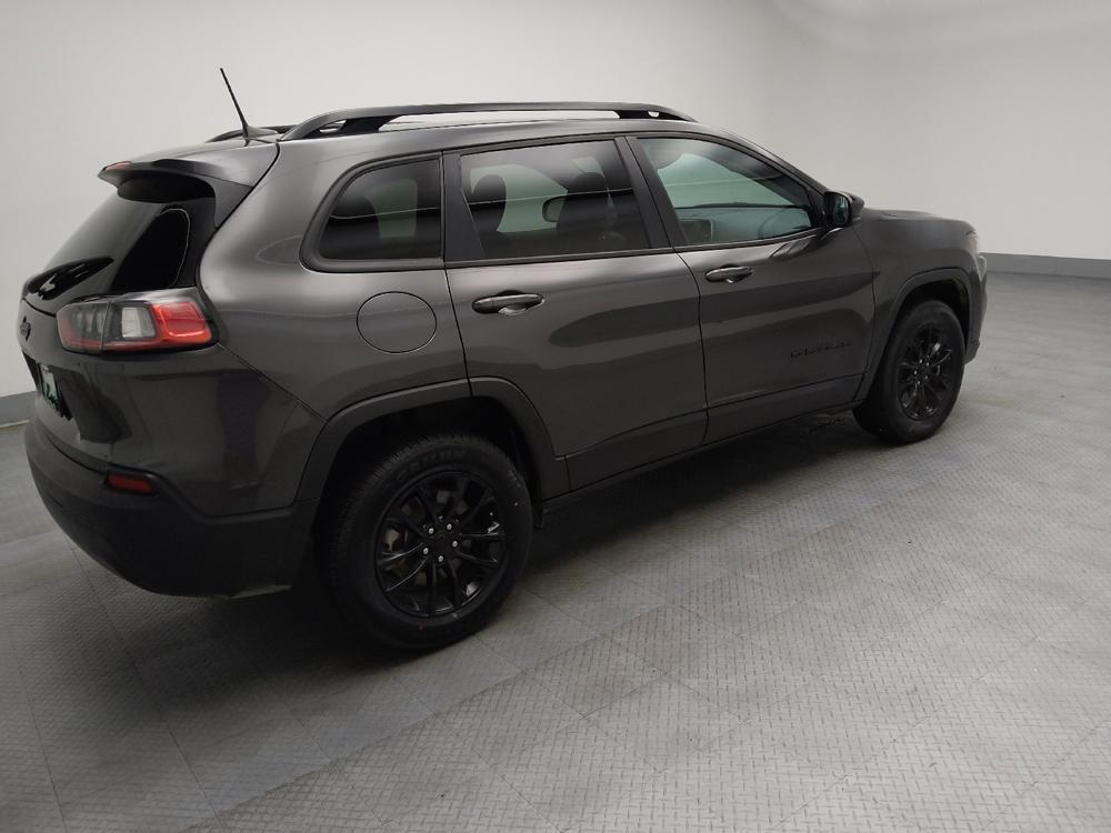 used 2023 Jeep Cherokee car, priced at $27,895