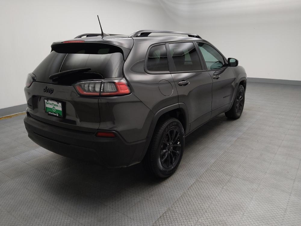 used 2023 Jeep Cherokee car, priced at $27,895