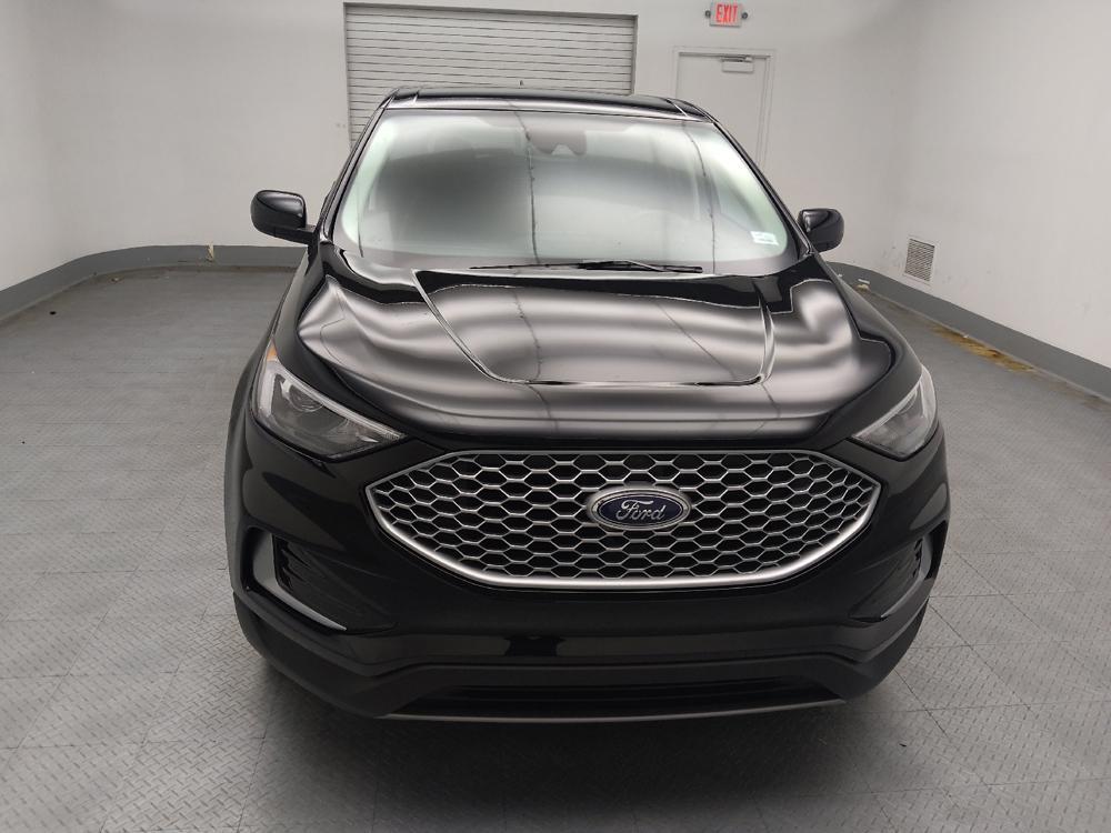 used 2024 Ford Edge car, priced at $28,495