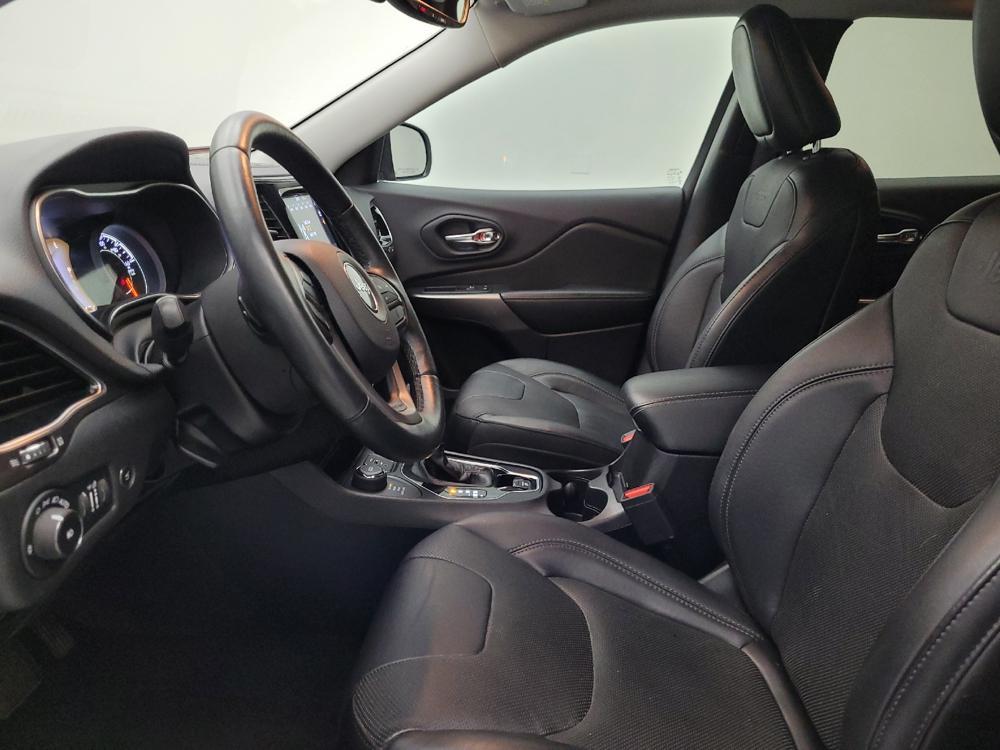 used 2019 Jeep Cherokee car, priced at $21,195