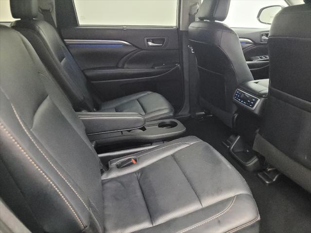 used 2018 Toyota Highlander car, priced at $28,295