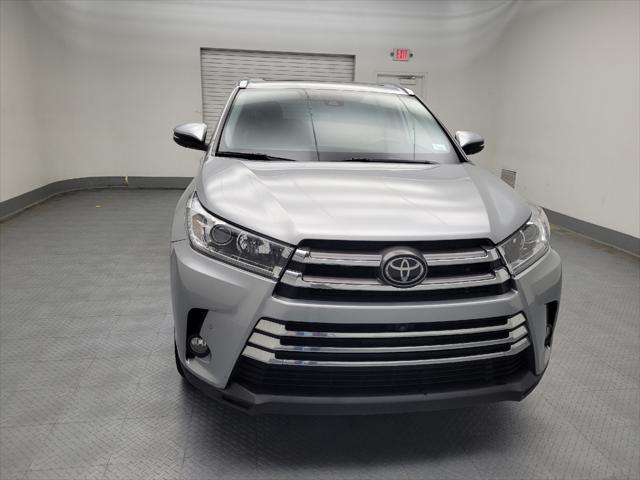 used 2018 Toyota Highlander car, priced at $28,295