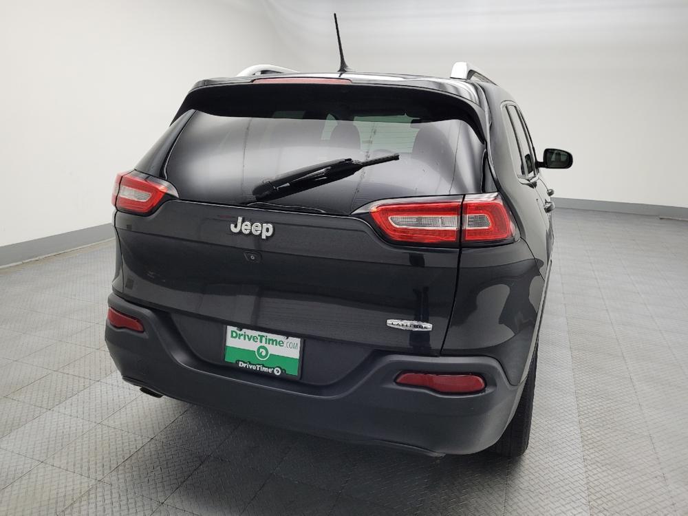 used 2015 Jeep Cherokee car, priced at $13,395