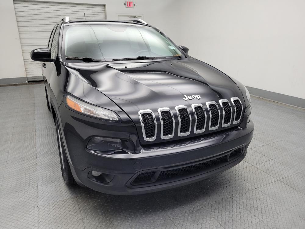 used 2015 Jeep Cherokee car, priced at $13,395