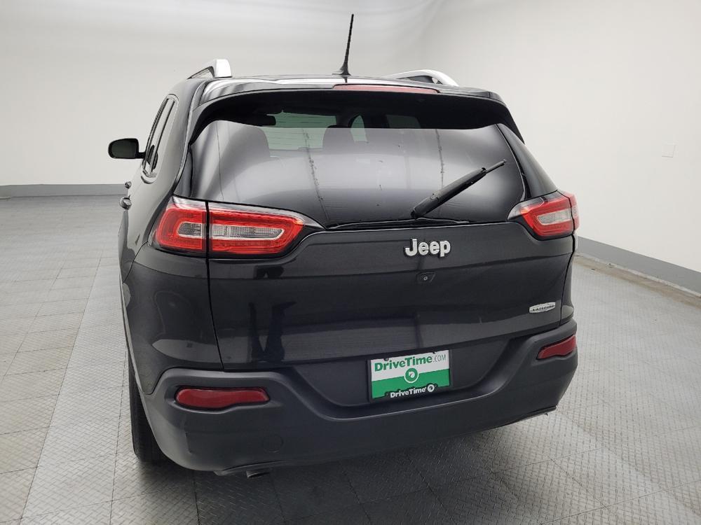 used 2015 Jeep Cherokee car, priced at $13,395