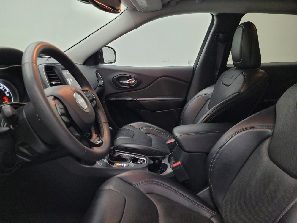 used 2023 Jeep Cherokee car, priced at $27,495