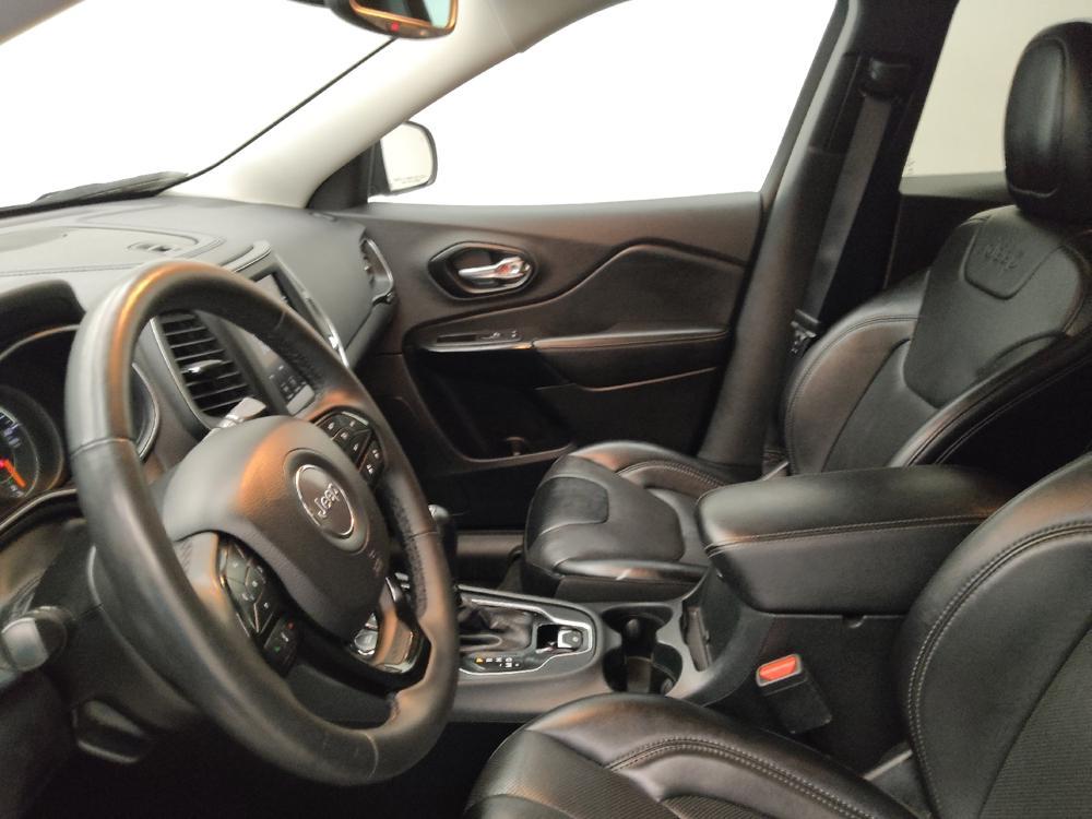 used 2023 Jeep Cherokee car, priced at $27,195