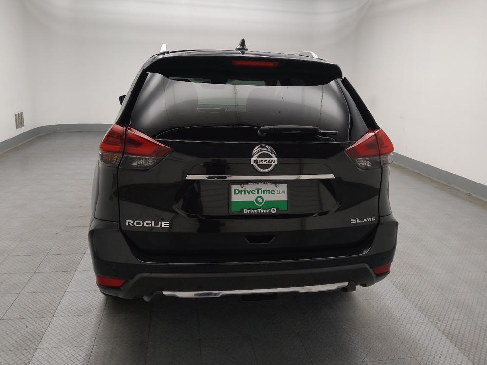 used 2019 Nissan Rogue car, priced at $18,395