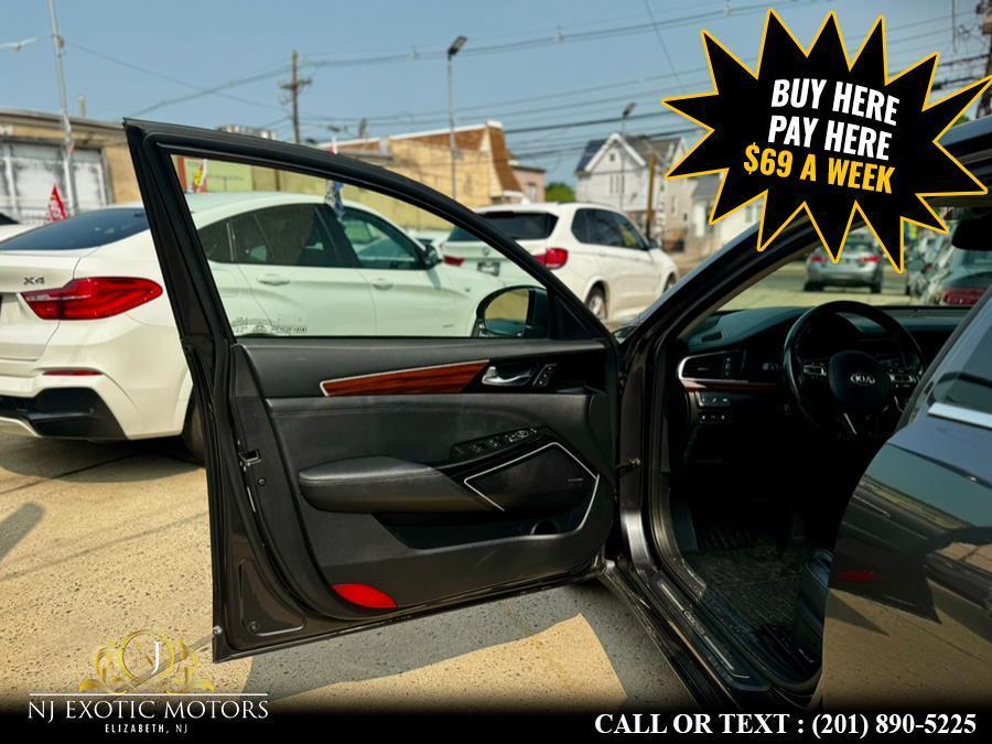 used 2018 Kia Cadenza car, priced at $10,990