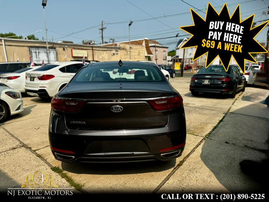 used 2018 Kia Cadenza car, priced at $10,990