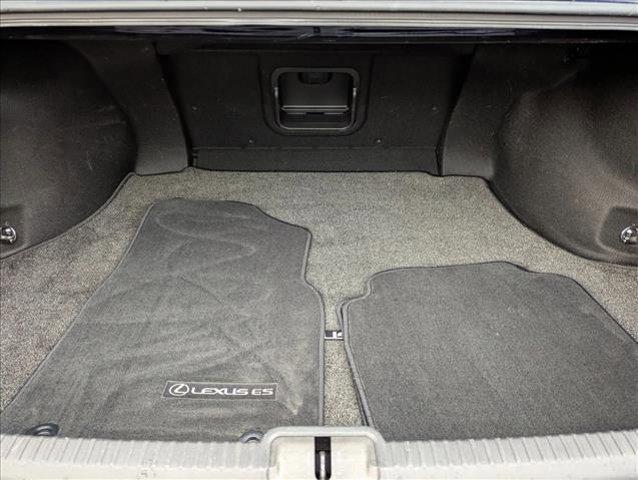 used 2019 Lexus ES 350 car, priced at $28,517