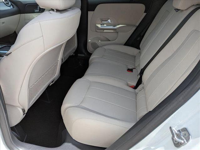new 2025 Mercedes-Benz GLA 250 car, priced at $44,345