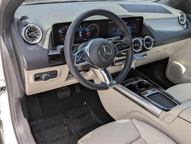 new 2025 Mercedes-Benz GLA 250 car, priced at $44,345