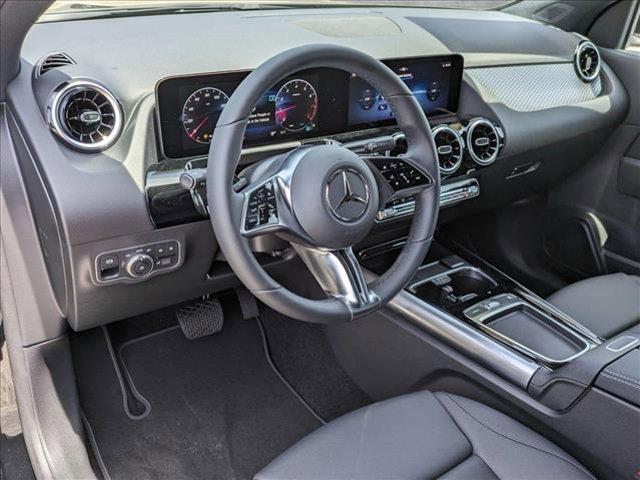 new 2025 Mercedes-Benz GLA 250 car, priced at $42,250