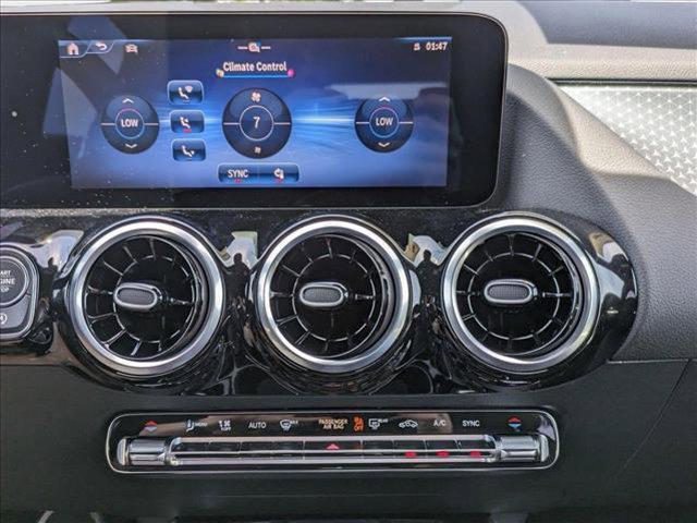 new 2025 Mercedes-Benz GLA 250 car, priced at $42,250