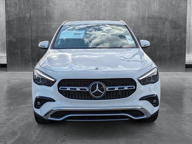 new 2025 Mercedes-Benz GLA 250 car, priced at $44,345